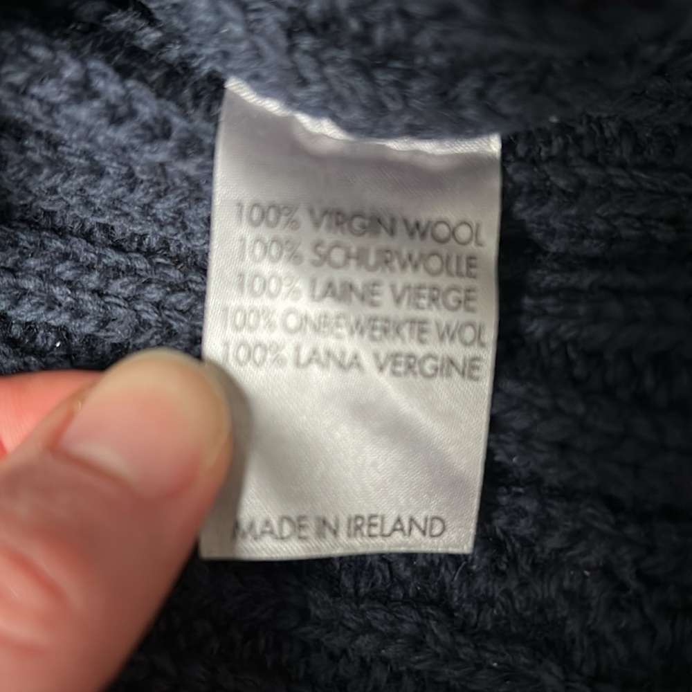 Irish sweater - Picture 3 of 3